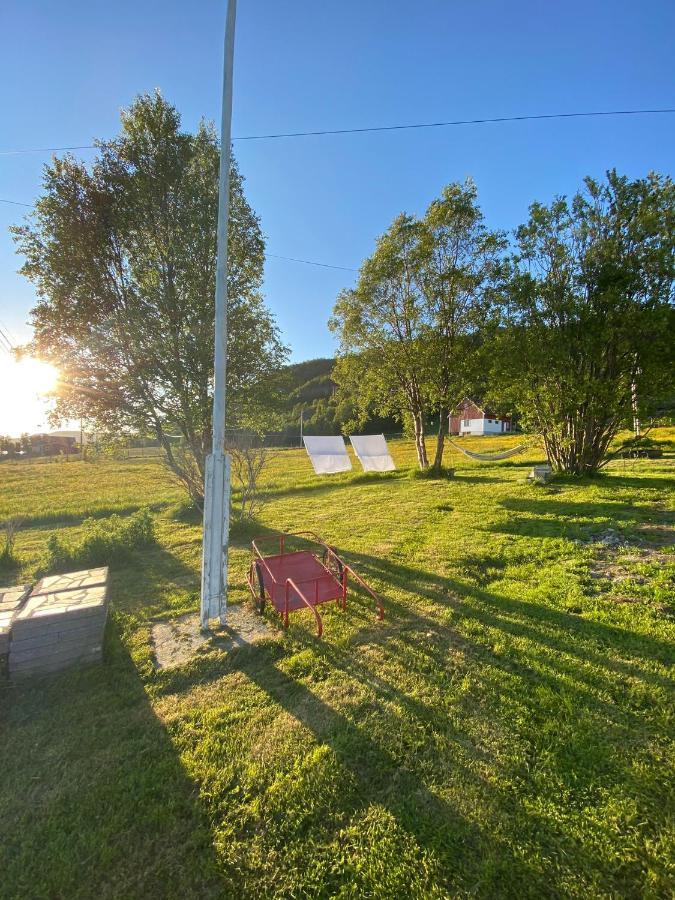 Unique And Charming Holiday Home With Fantastic Sea Views Tromsø Extérieur photo