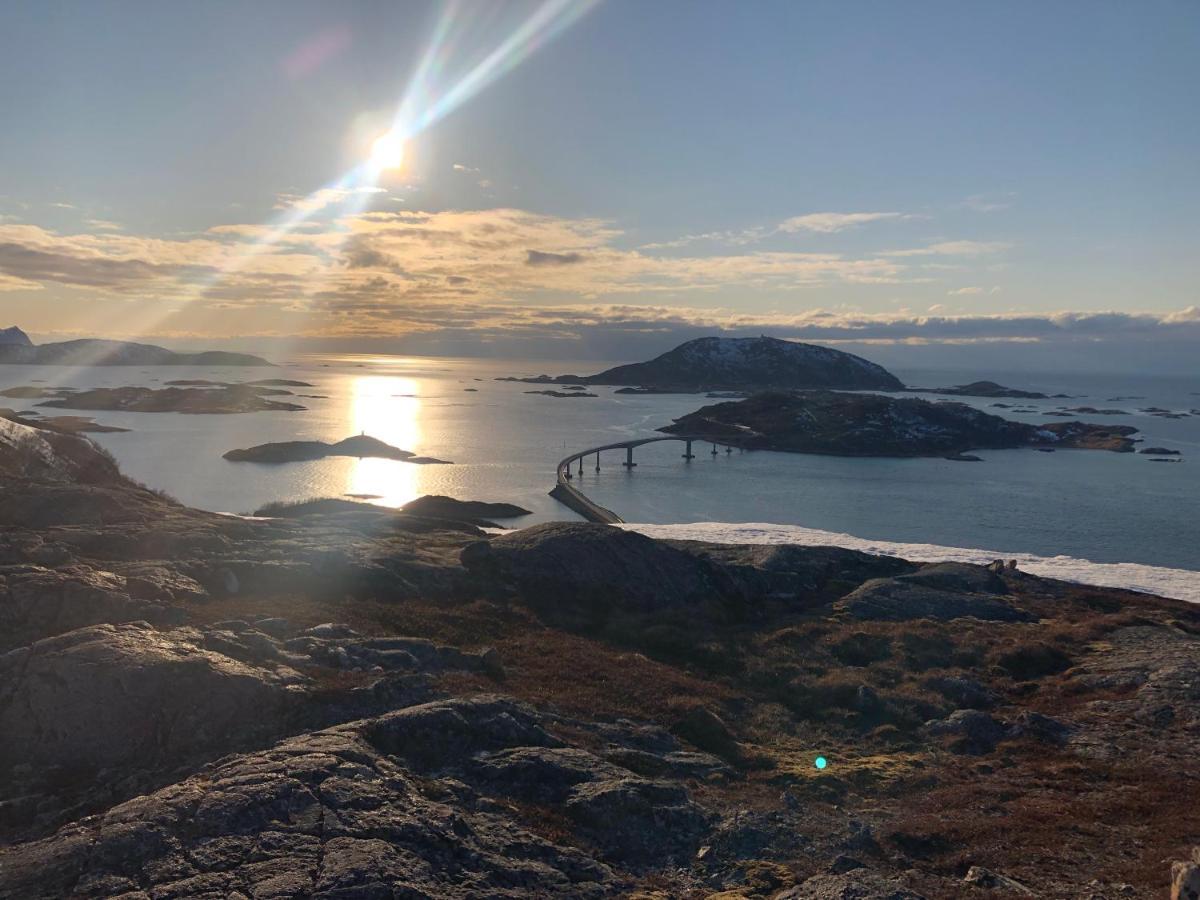 Unique And Charming Holiday Home With Fantastic Sea Views Tromsø Extérieur photo