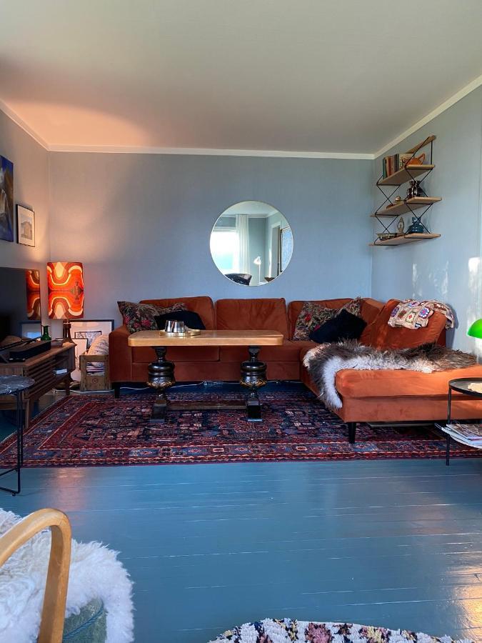 Unique And Charming Holiday Home With Fantastic Sea Views Tromsø Extérieur photo